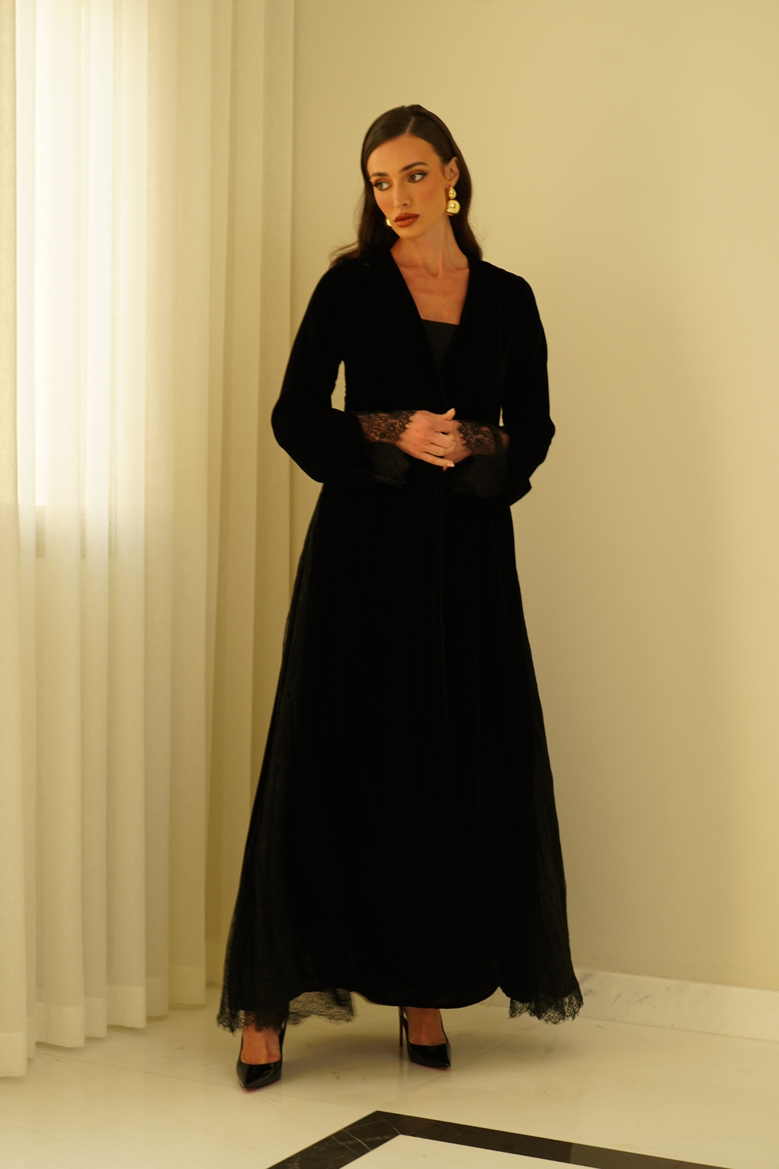 EBON LACE