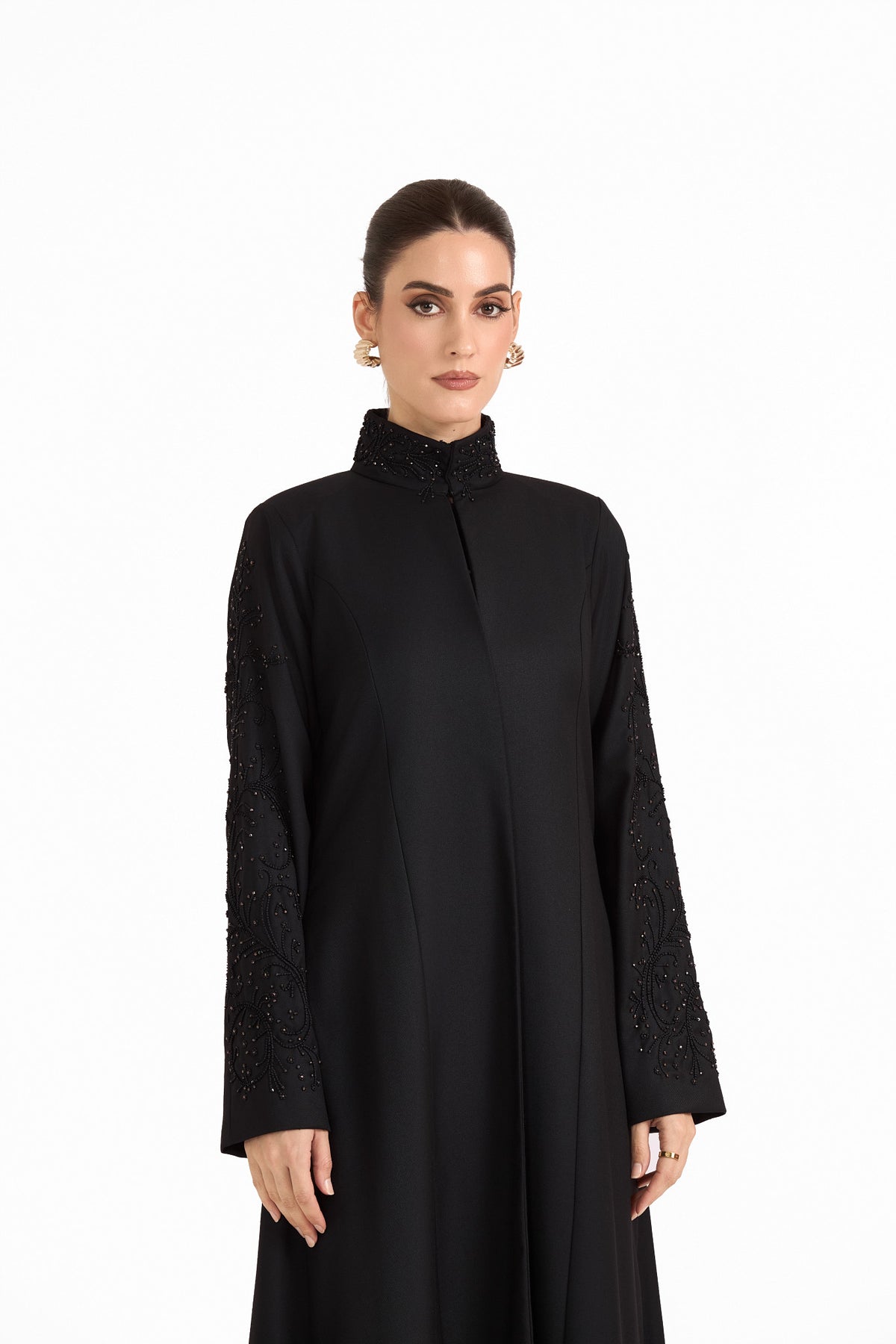 Hissa Line Look 17 — additional garment detail