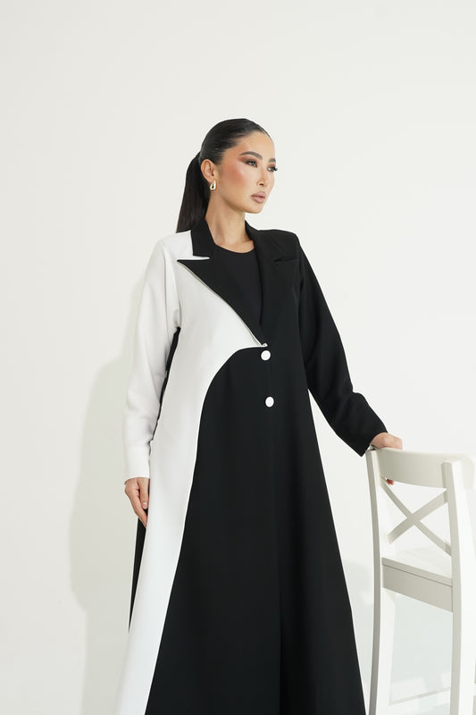 White and black abaya