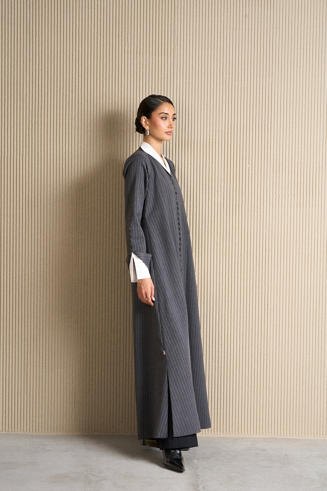 Ivory Collar Abaya