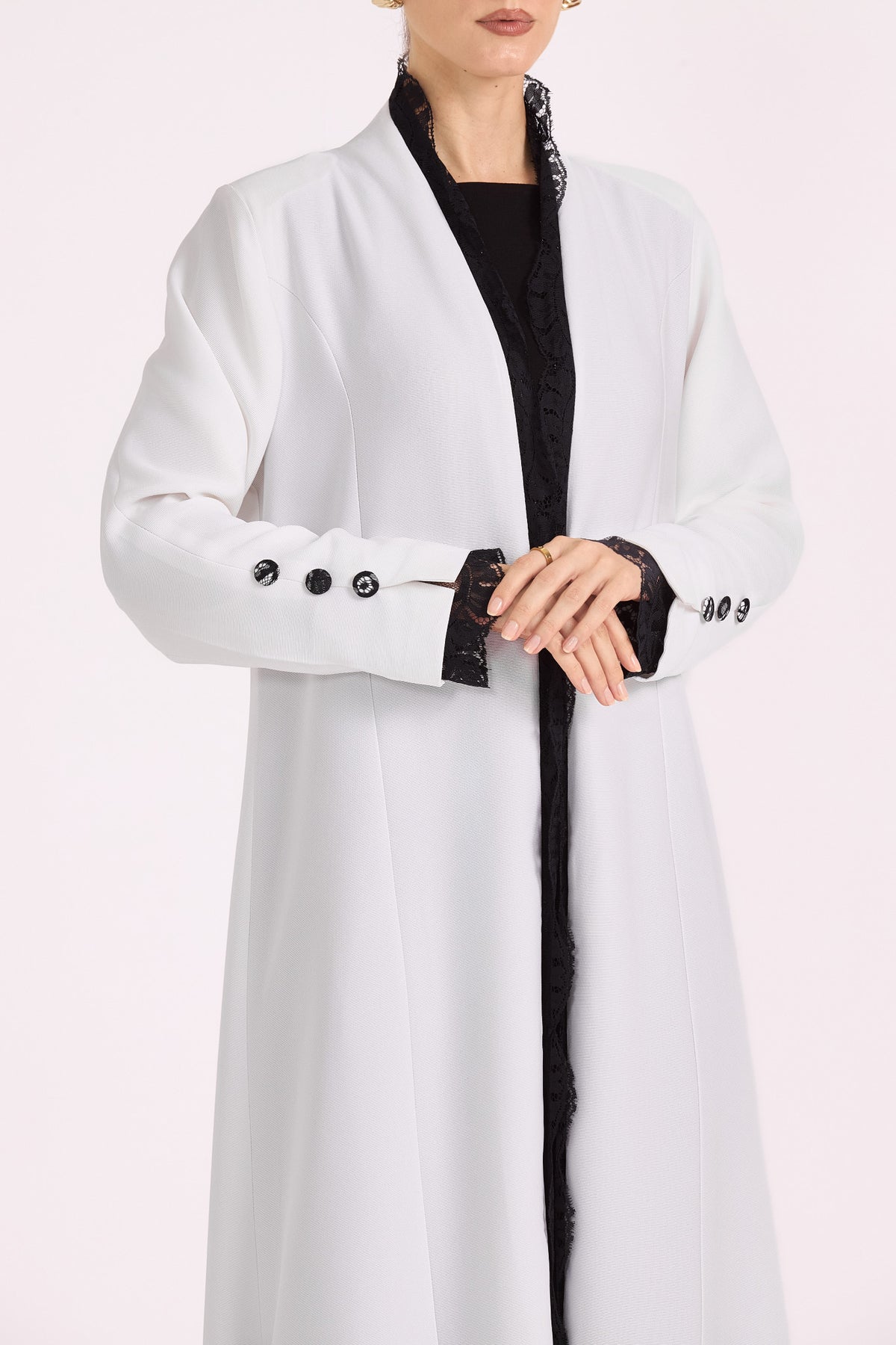 Hissa Line Look 2 — garment detail