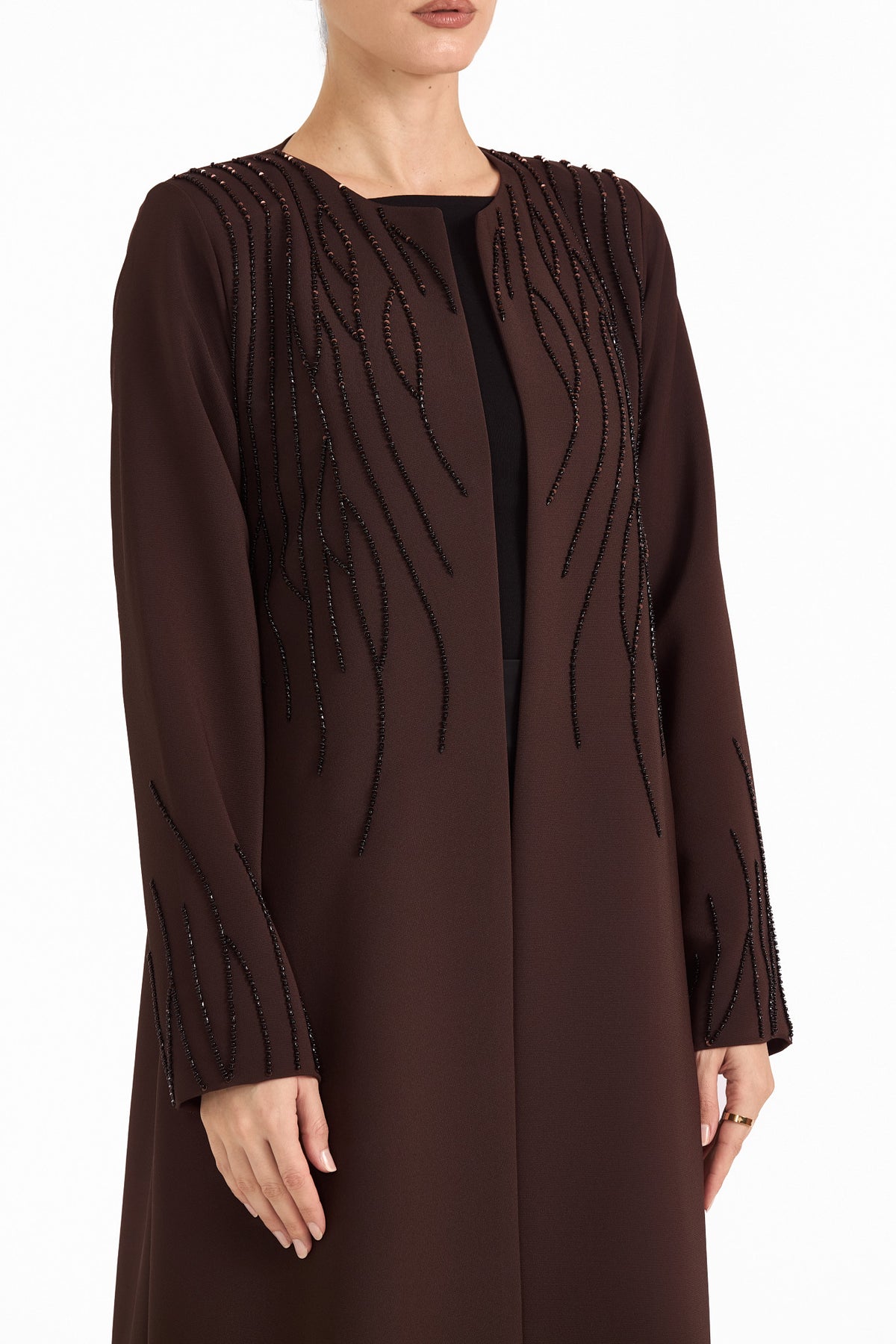 Hissa Line Look 3 — garment detail