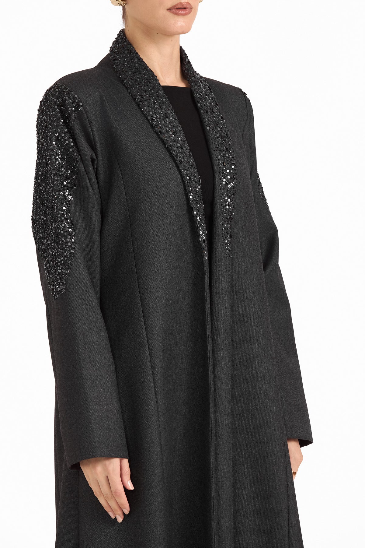 Hissa Line Look 4 — garment detail