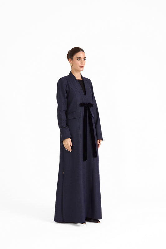 Hissa Line Look 5 — side view