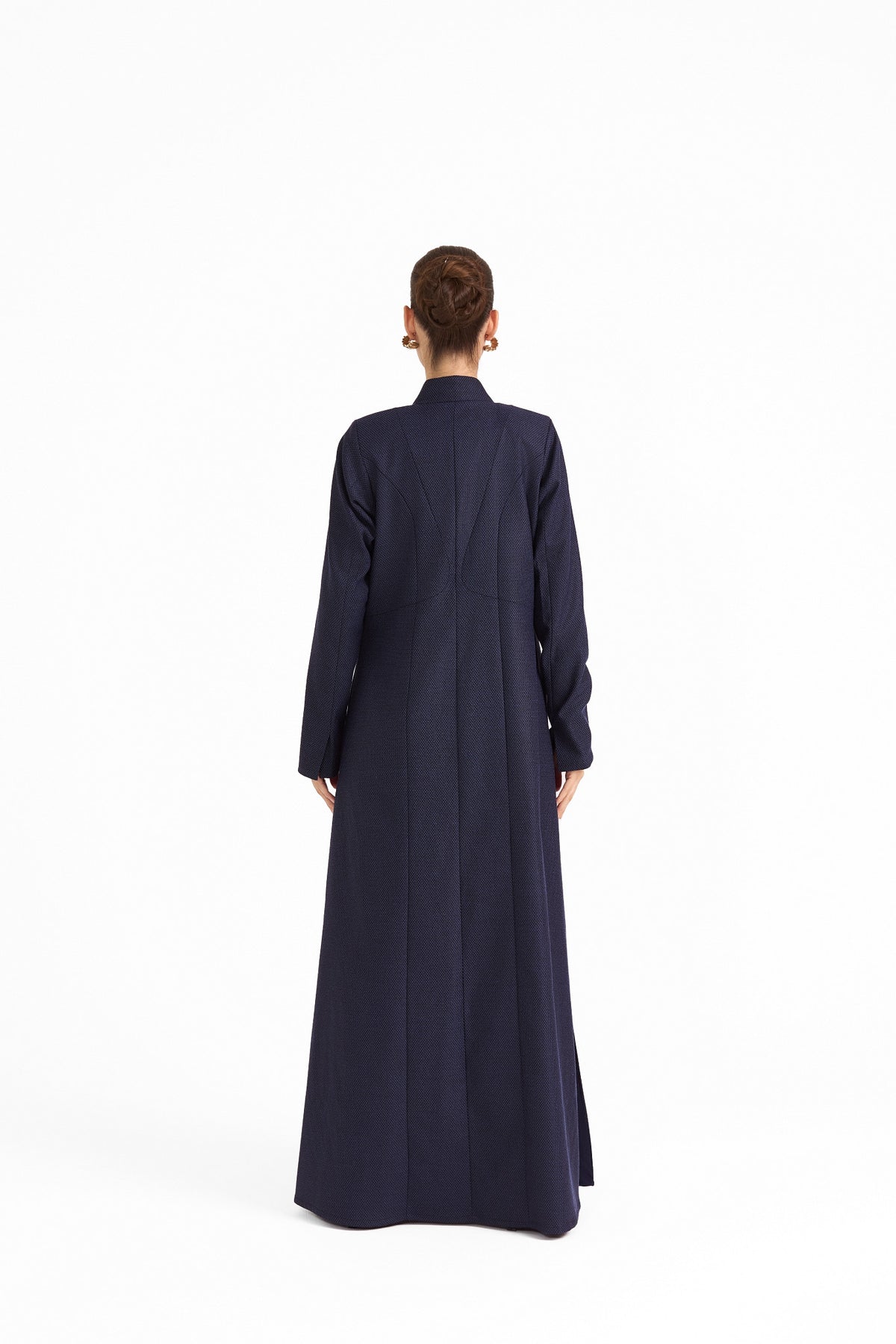 Hissa Line Look 5 — back view