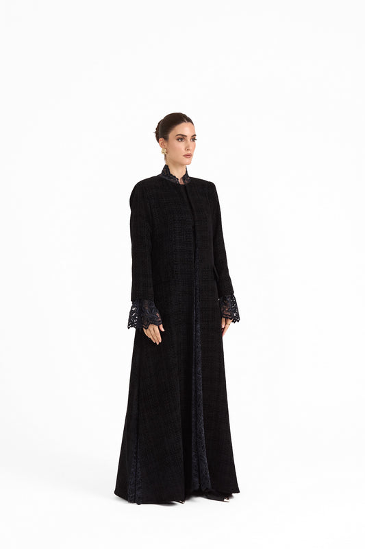 Hissa Line Look 7 — side view