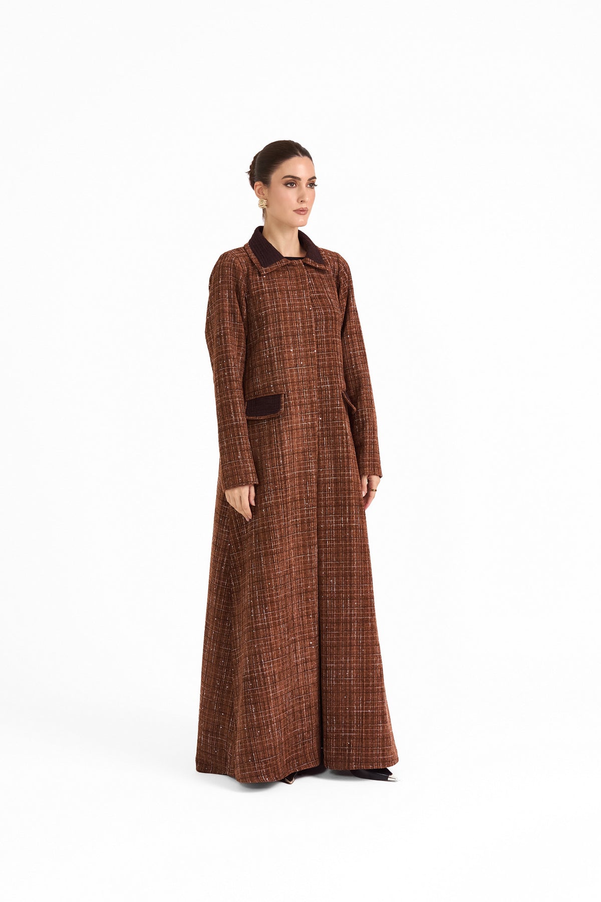 Hissa Line Look 12 — side view