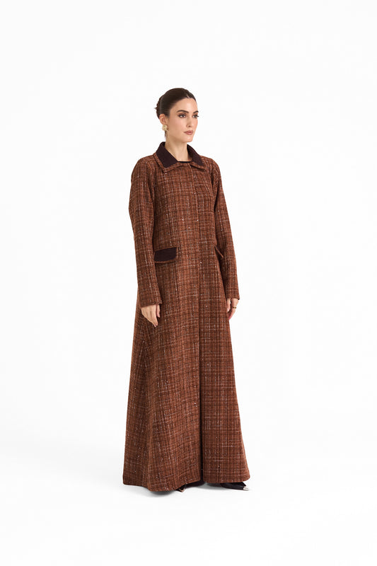 Hissa Line Look 12 — side view