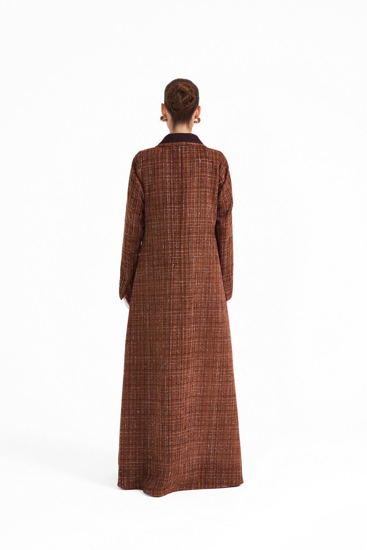 Hissa Line Look 12 — back view