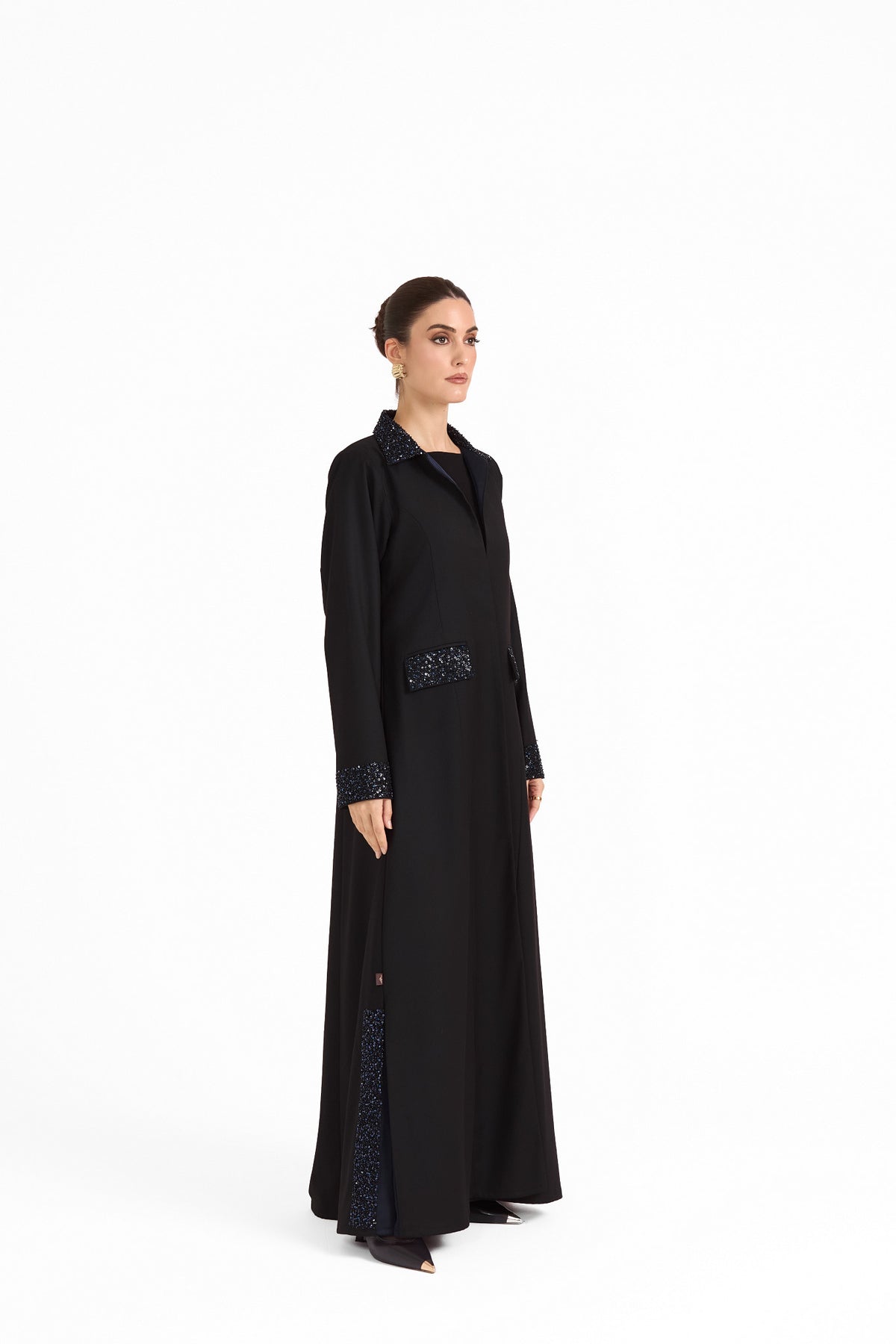 Hissa Line Look 13 — side view
