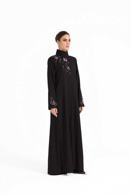 Hissa Line Look 15 — side view
