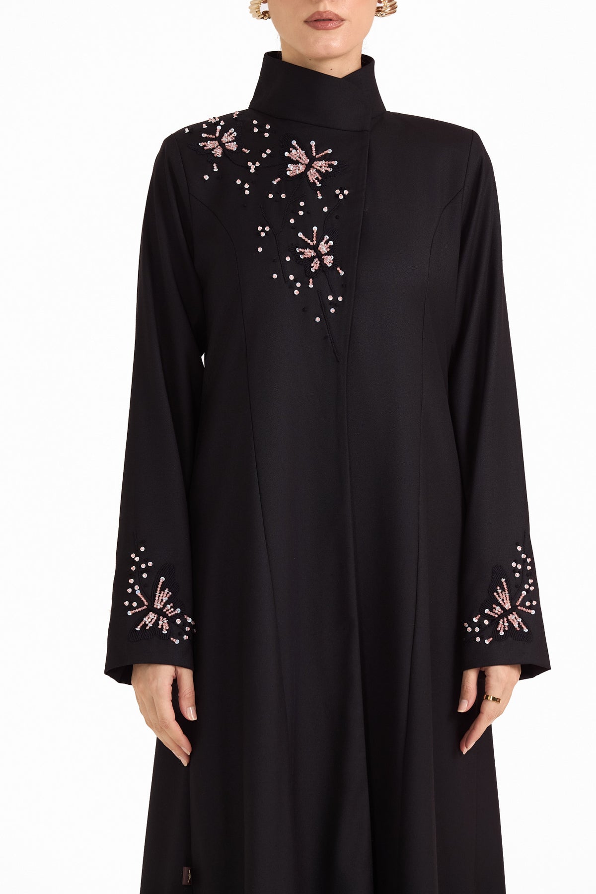 Hissa Line Look 15 — garment detail