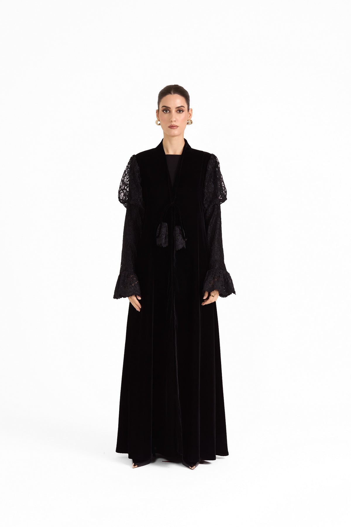 Hissa Line Look 16 — front view