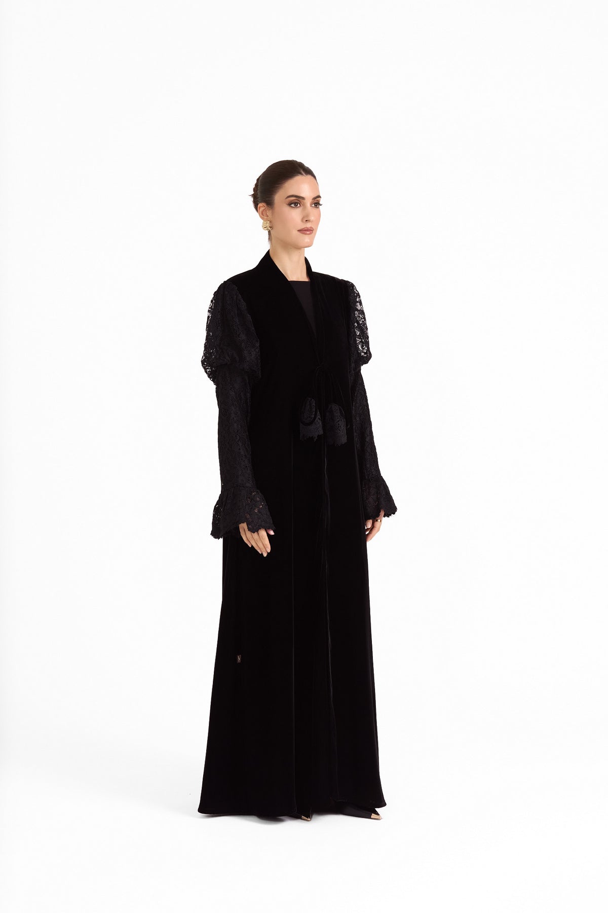 Hissa Line Look 16 — side view