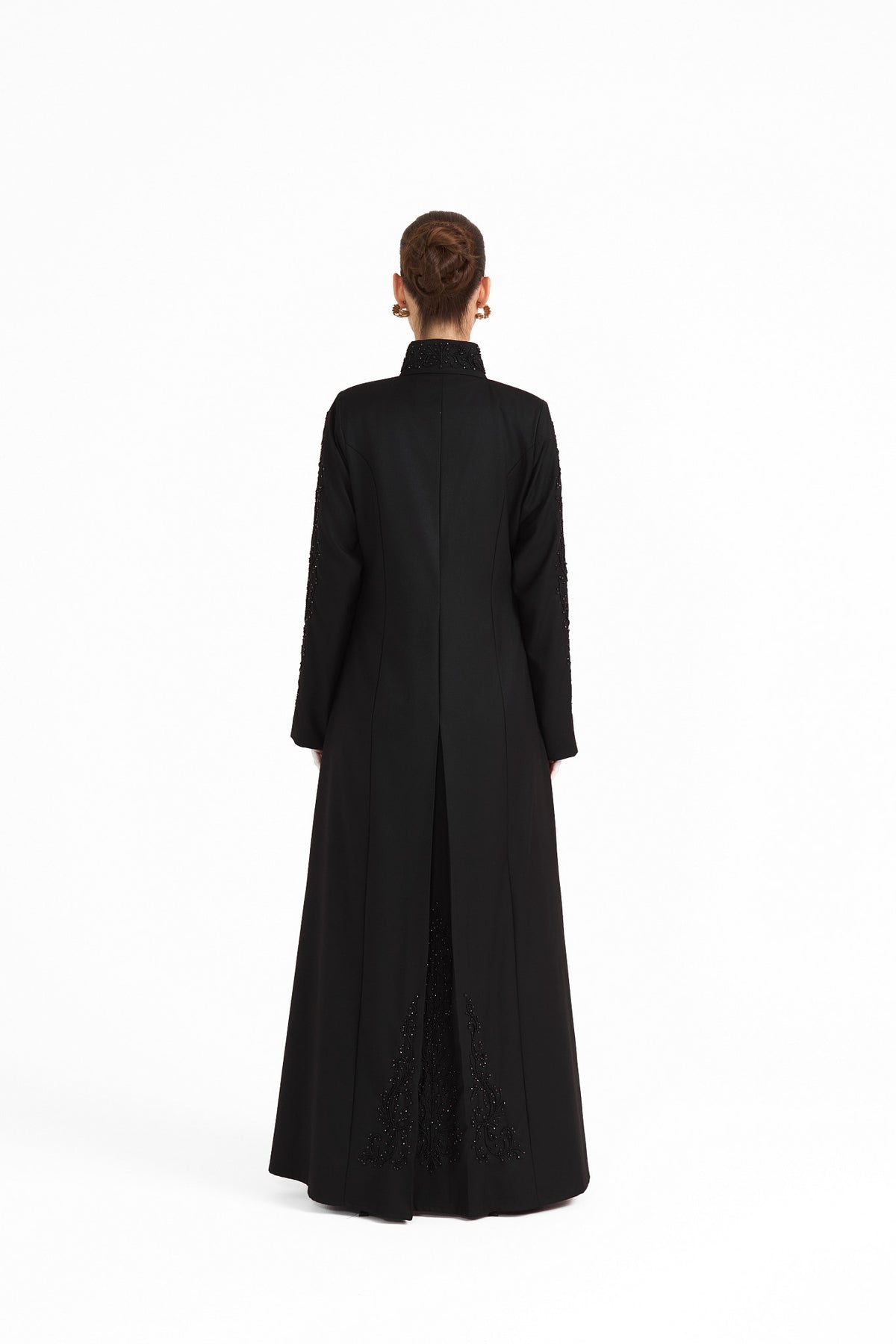 Hissa Line Look 17 — back view