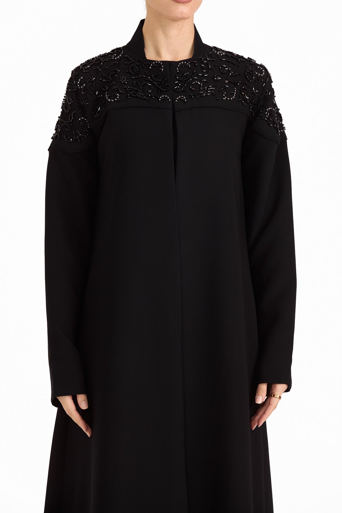 Hissa Line Look 18 — garment detail