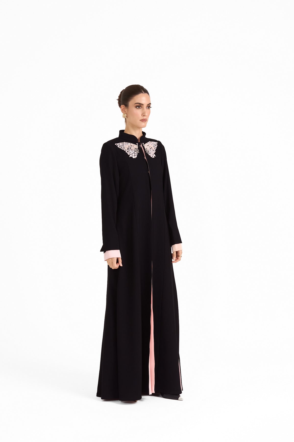 Hissa Line Look 20 — side view