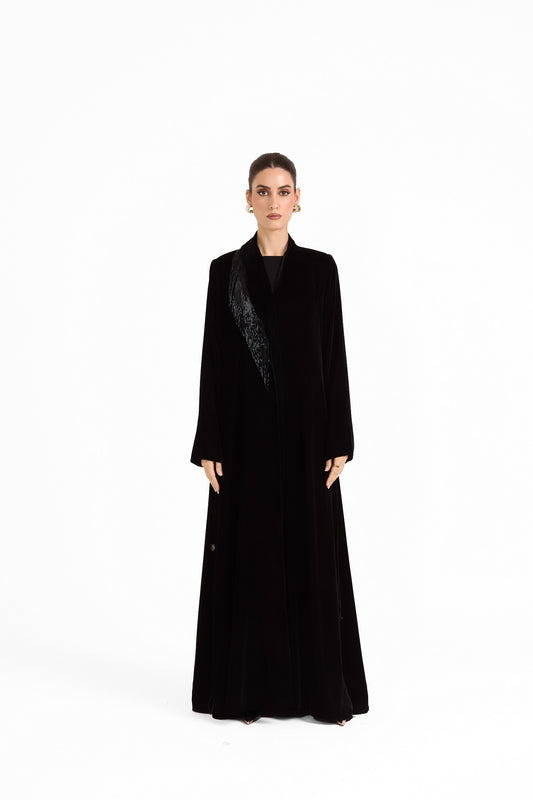 Hissa Line Look 21 — front view