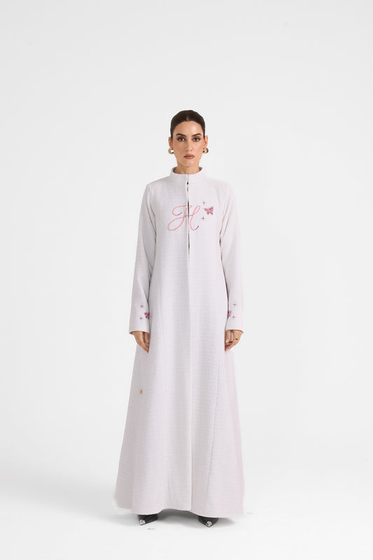 Hissa Line Look 23 — front view