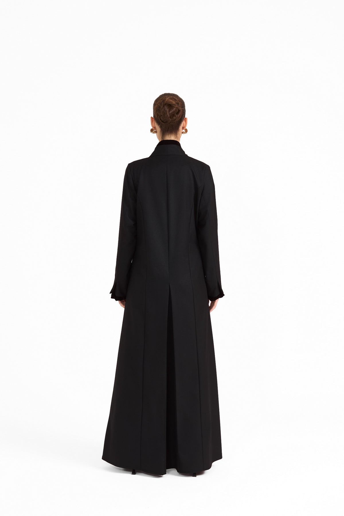 Hissa Line Look 25 — back view