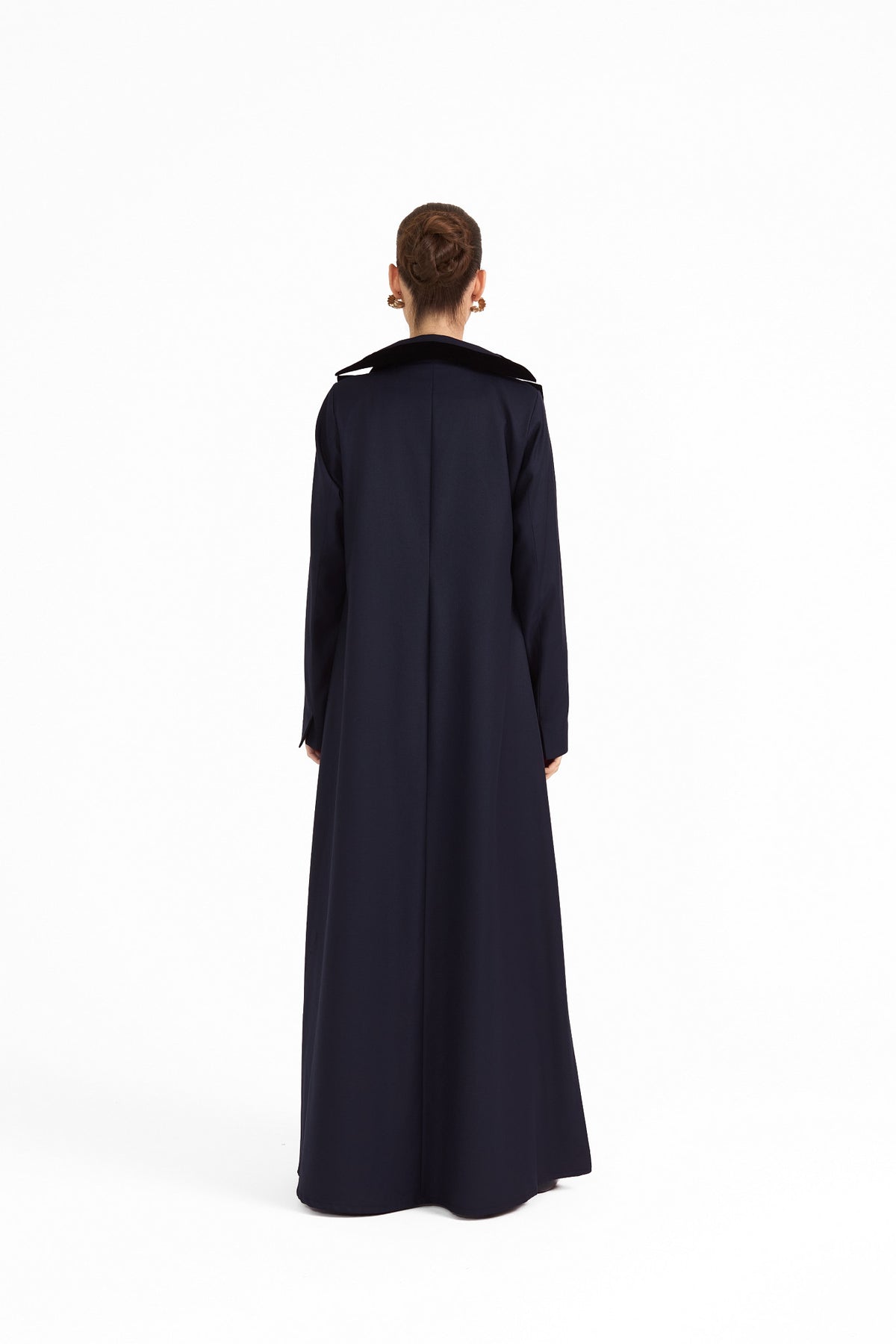 Hissa Line Look 26 — back view