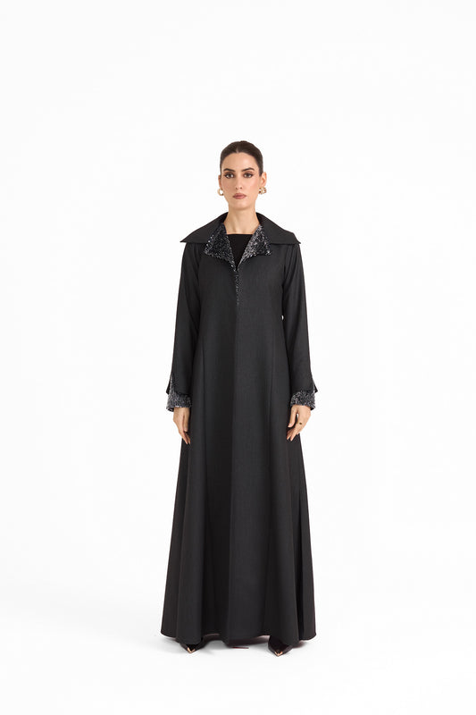 Hissa Line Look 28 — front view