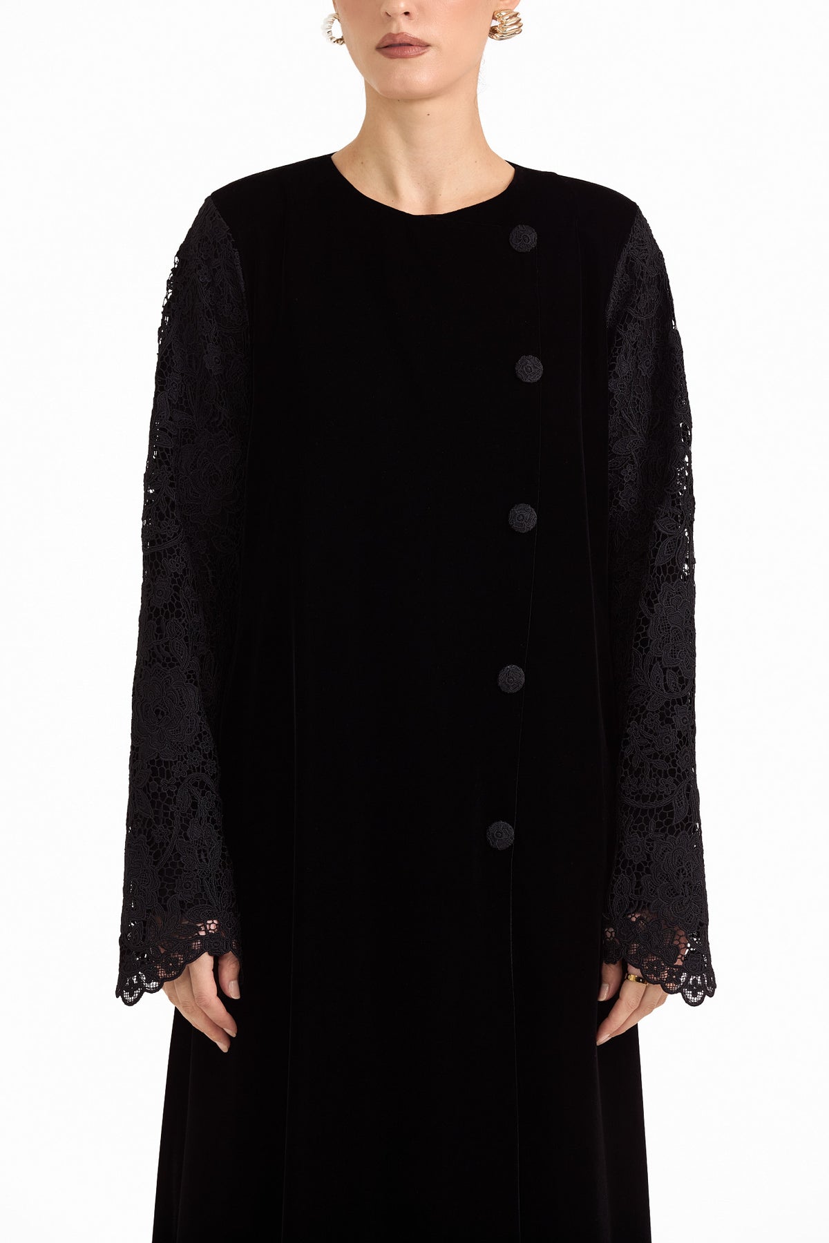 Hissa Line Look 31 — garment detail
