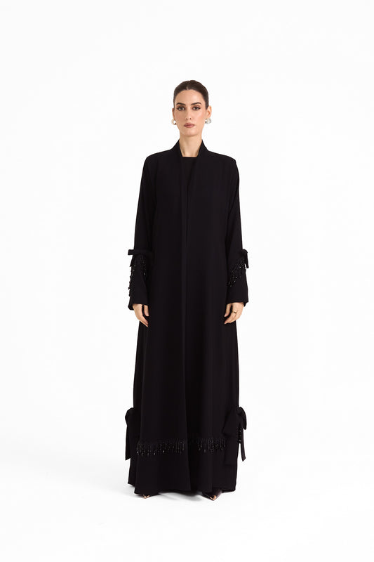 Hissa Line Look 33 — front view