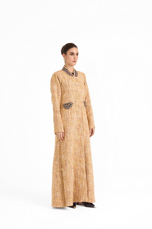Hissa Line Look 34 — side view