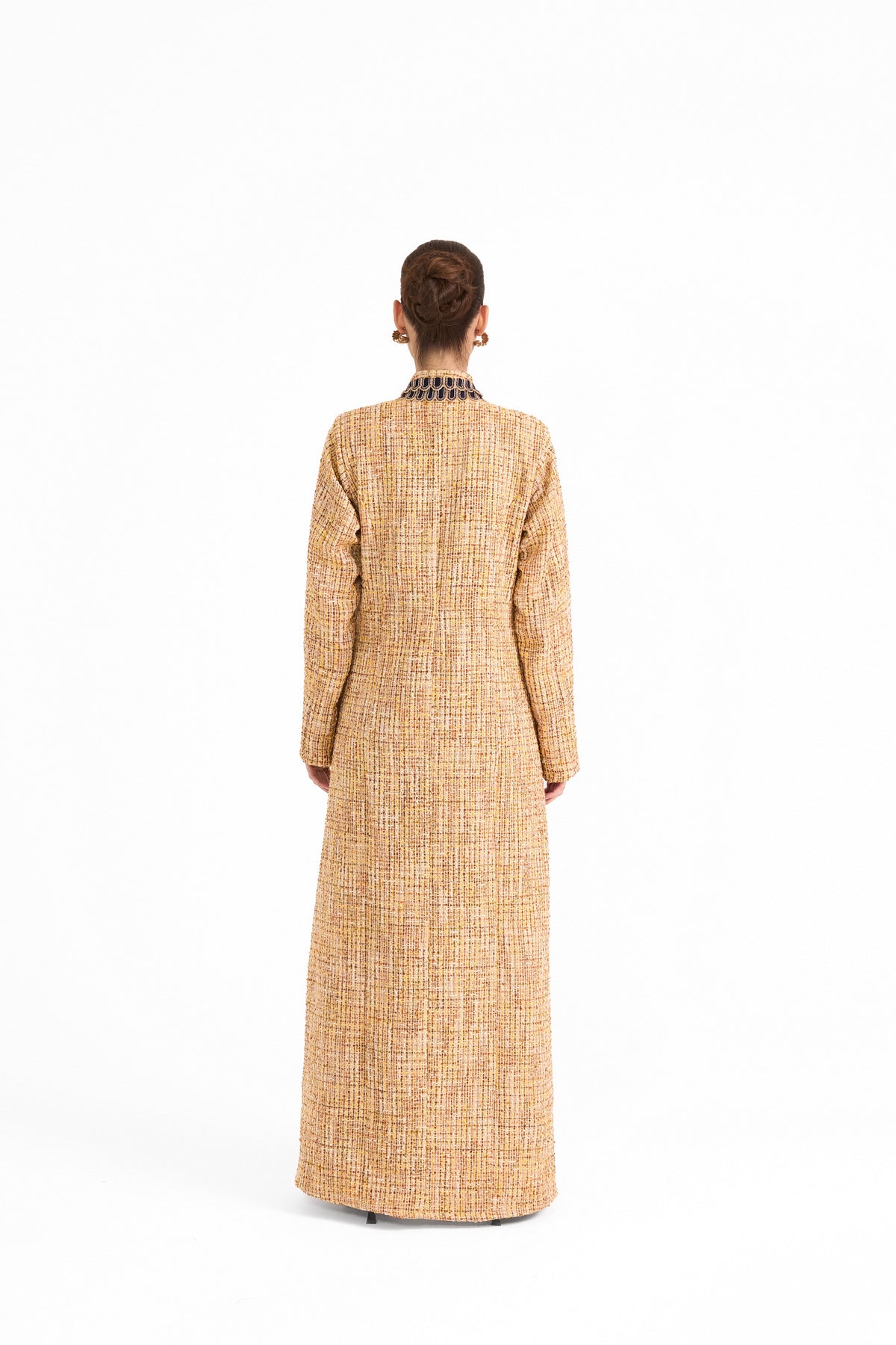 Hissa Line Look 34 — back view