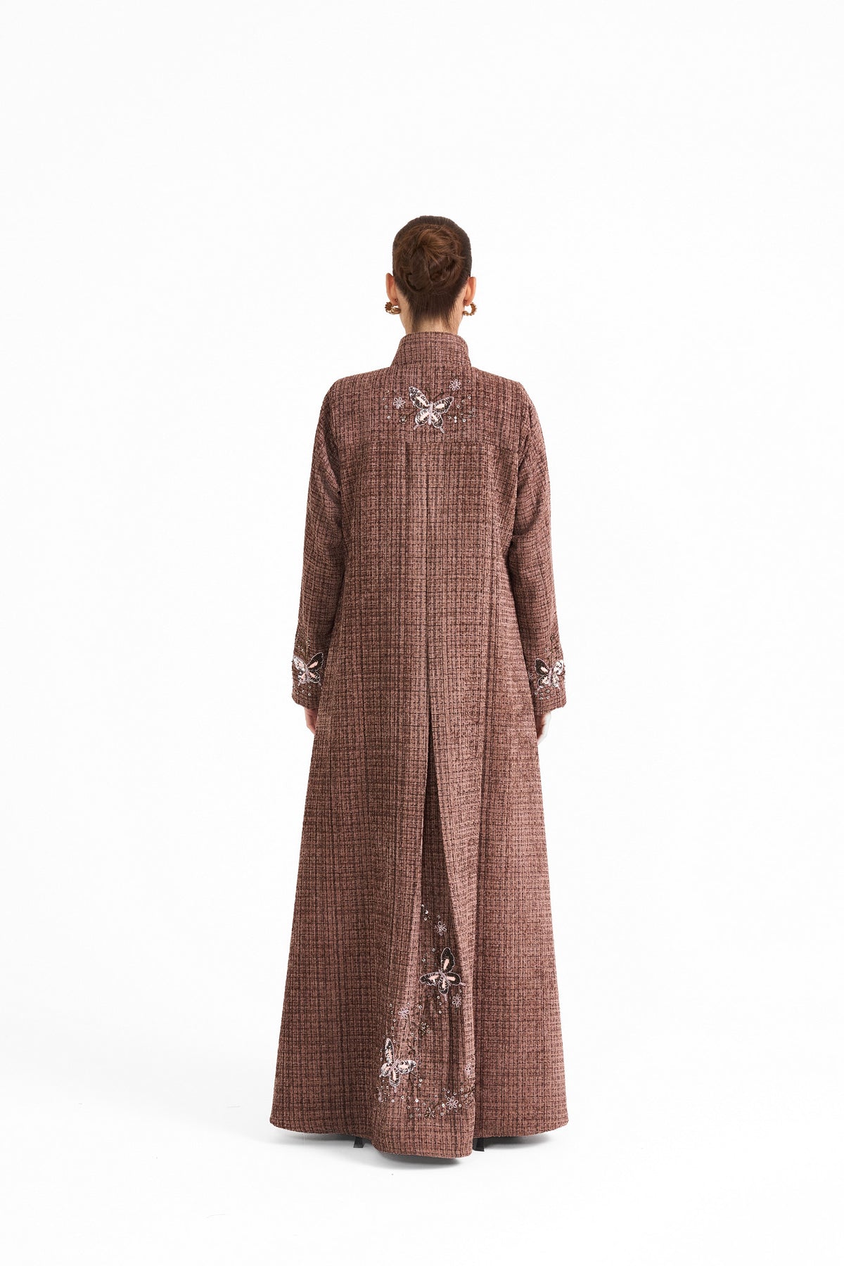 Hissa Line Look 40 — back view