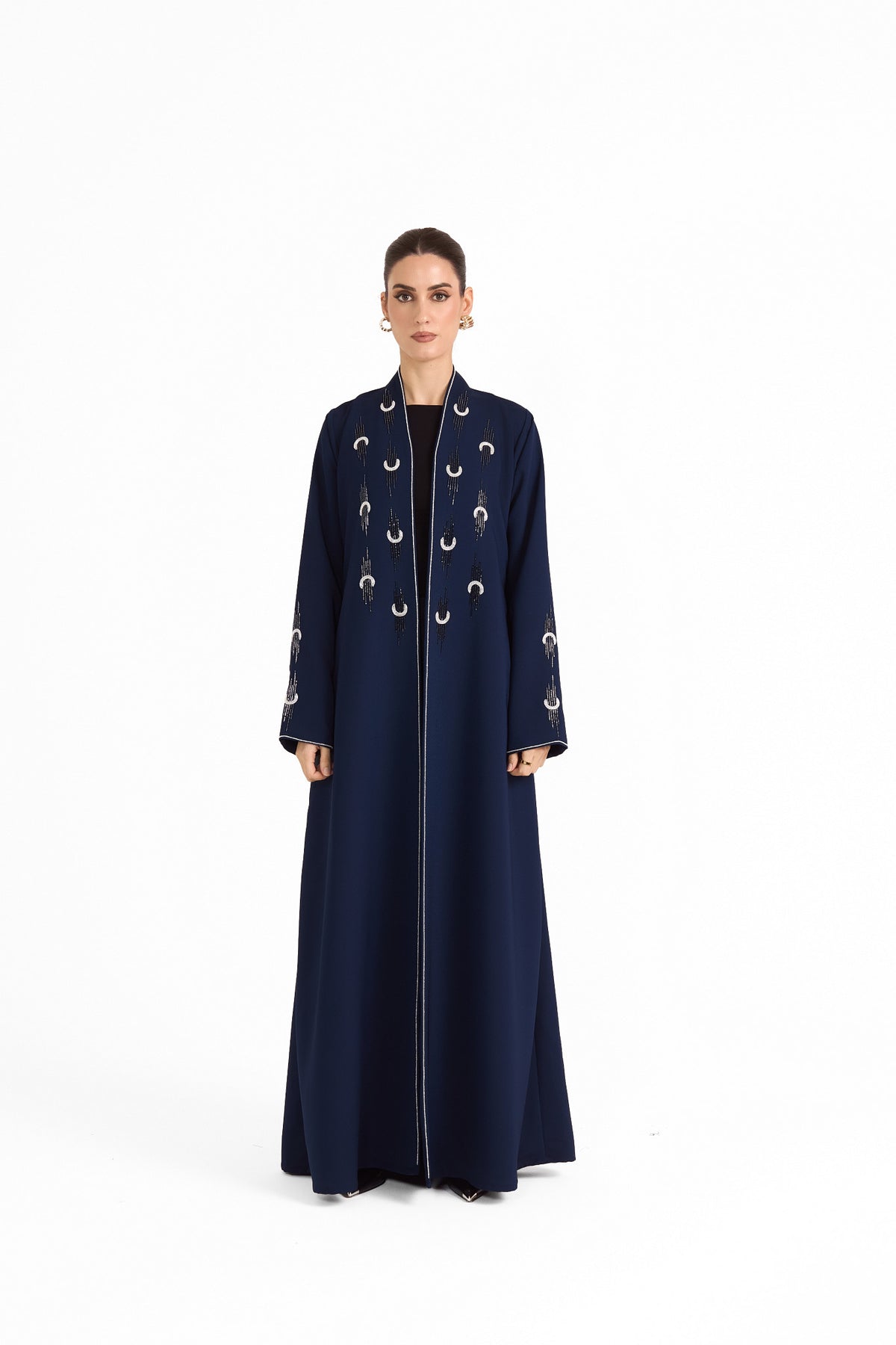 Hissa Line Look 53 — front view