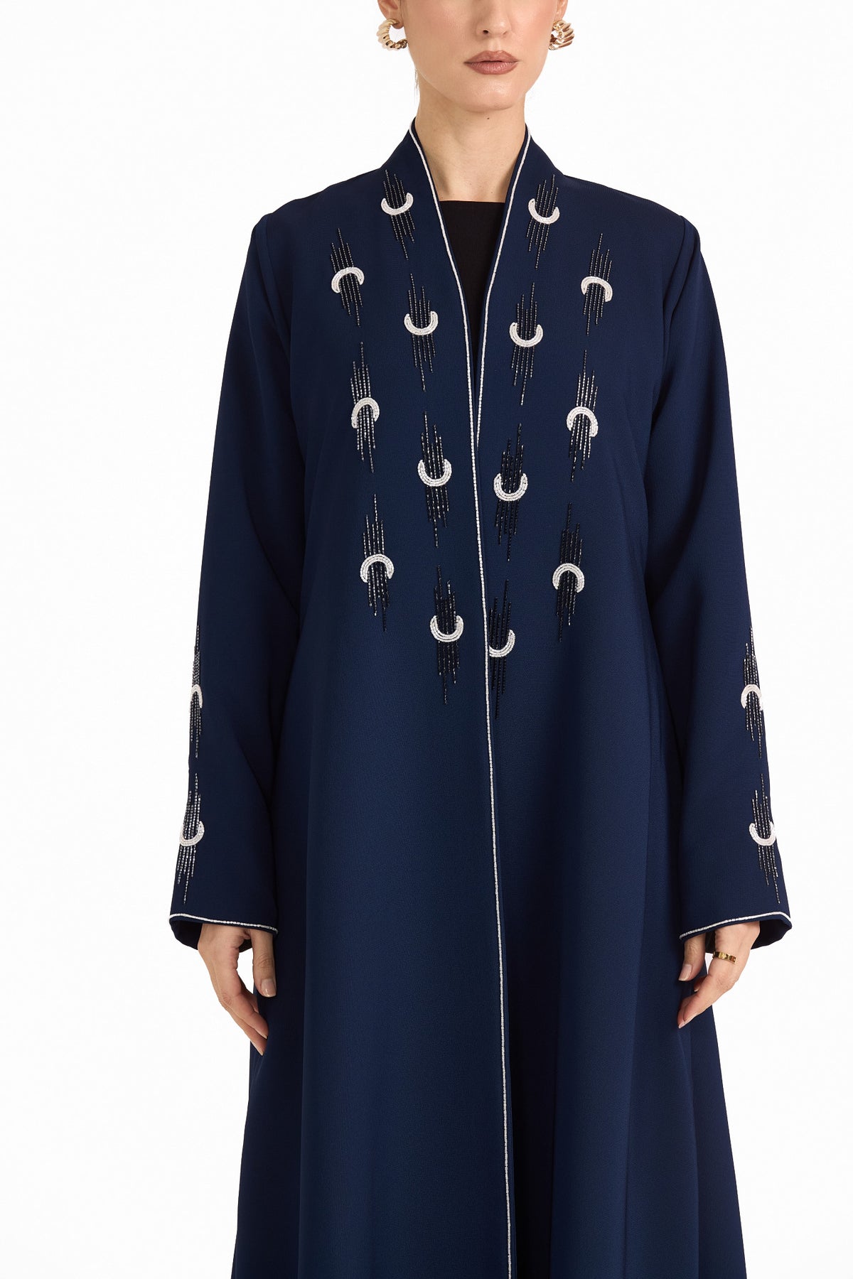 Hissa Line Look 53 — garment detail